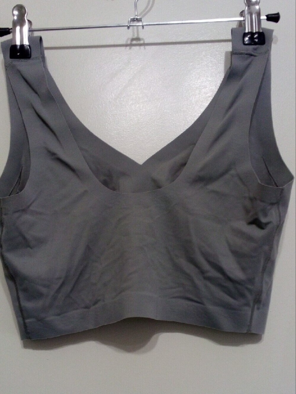 Everyday Wireless V-Neck Comfort Bra - Gray - Picture 4 of 5